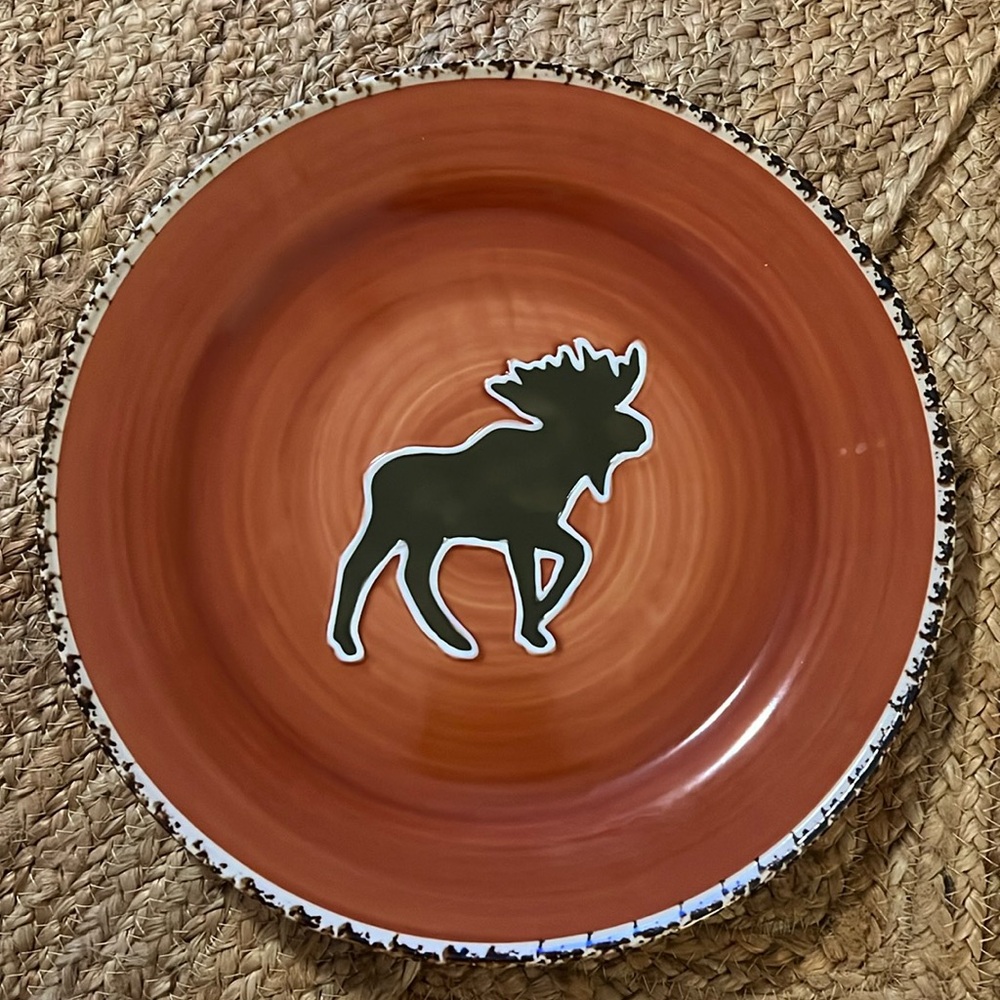 Peak Time Cabin Collection Stoneware - Canada. EUC.